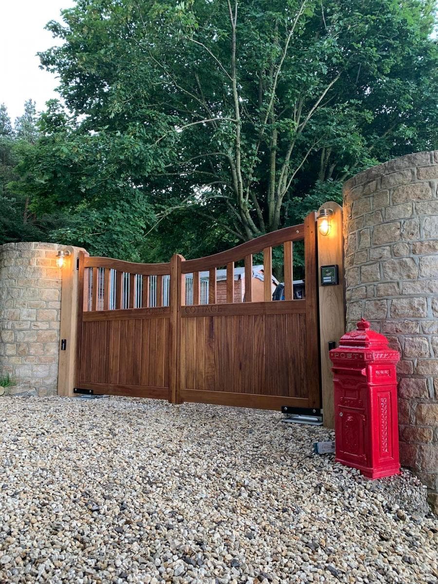 Electric Gate Painswick