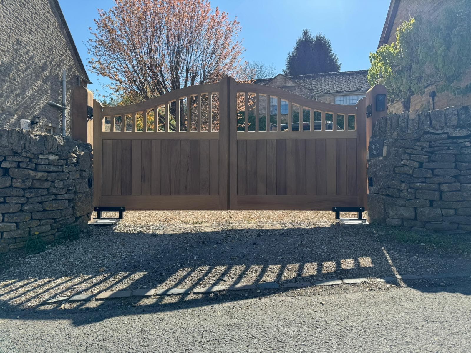 automatic ungerground swing gate — installation by Complete Gate Automation